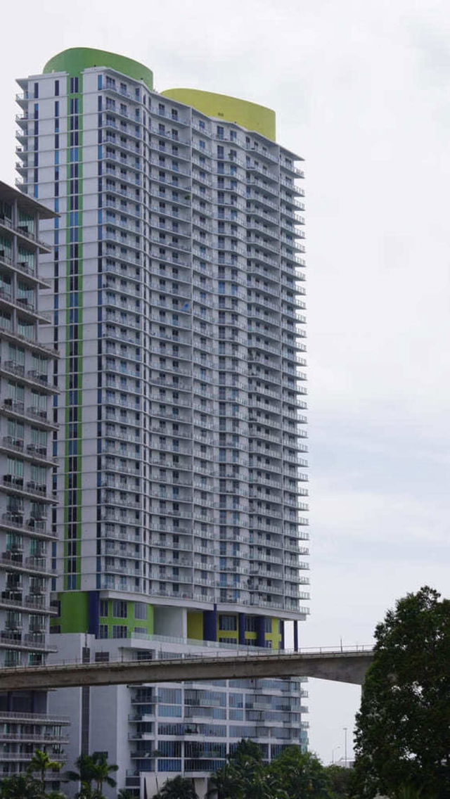 Latitude on the River  photo 5